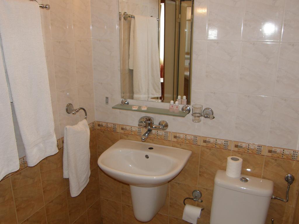 Philippopolis Hotel Plovdiv Værelse billede